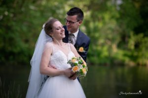 Hochzeitsfotograf Wien, Baden bei Wien & Mödling Als erfahrener Hochzeitsfotograf in Wien, Baden bei Wien, Mödling und Umgebung fange ich die schönsten Momente Ihrer Hochzeit mit authentischen, emotionalen Bildern ein. Mit viel Liebe zum Detail halte ich Ihre unvergesslichen Erinnerungen fest. Zusätzlich biete ich die Möglichkeit, eine Fotobox im Raum Wien günstig zu mieten – für noch mehr Spaß und unvergessliche Erinnerungen an Ihrem großen Tag.