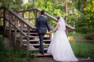 Hochzeitsfotograf Wien, Baden bei Wien & Mödling Als erfahrener Hochzeitsfotograf in Wien, Baden bei Wien, Mödling und Umgebung fange ich die schönsten Momente Ihrer Hochzeit mit authentischen, emotionalen Bildern ein. Mit viel Liebe zum Detail halte ich Ihre unvergesslichen Erinnerungen fest. Zusätzlich biete ich die Möglichkeit, eine Fotobox im Raum Wien günstig zu mieten – für noch mehr Spaß und unvergessliche Erinnerungen an Ihrem großen Tag.