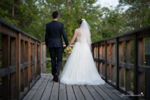 Hochzeitsfotograf Wien, Baden bei Wien & Mödling Als erfahrener Hochzeitsfotograf in Wien, Baden bei Wien, Mödling und Umgebung fange ich die schönsten Momente Ihrer Hochzeit mit authentischen, emotionalen Bildern ein. Mit viel Liebe zum Detail halte ich Ihre unvergesslichen Erinnerungen fest. Zusätzlich biete ich die Möglichkeit, eine Fotobox im Raum Wien günstig zu mieten – für noch mehr Spaß und unvergessliche Erinnerungen an Ihrem großen Tag.