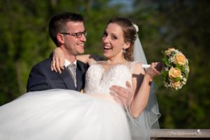 Hochzeitsfotograf Wien, Baden bei Wien & Mödling Als erfahrener Hochzeitsfotograf in Wien, Baden bei Wien, Mödling und Umgebung fange ich die schönsten Momente Ihrer Hochzeit mit authentischen, emotionalen Bildern ein. Mit viel Liebe zum Detail halte ich Ihre unvergesslichen Erinnerungen fest. Zusätzlich biete ich die Möglichkeit, eine Fotobox im Raum Wien günstig zu mieten – für noch mehr Spaß und unvergessliche Erinnerungen an Ihrem großen Tag.