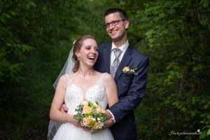 Hochzeitsfotograf Wien, Baden bei Wien & Mödling Als erfahrener Hochzeitsfotograf in Wien, Baden bei Wien, Mödling und Umgebung fange ich die schönsten Momente Ihrer Hochzeit mit authentischen, emotionalen Bildern ein. Mit viel Liebe zum Detail halte ich Ihre unvergesslichen Erinnerungen fest. Zusätzlich biete ich die Möglichkeit, eine Fotobox im Raum Wien günstig zu mieten – für noch mehr Spaß und unvergessliche Erinnerungen an Ihrem großen Tag.