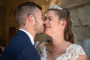 Hochzeitsfotograf im Burgenland, Neufeld & Umgebung Als erfahrener Hochzeitsfotograf in Burgenland, Neufeld, Baden bei Wien sowie im Bezirk Neunkirchen und Wiener Neustadt halte ich die schönsten Momente Ihrer Hochzeit authentisch und mit viel Liebe zum Detail fest. Besonders gerne begleite ich Hochzeiten am Neufeldersee und fange die romantische Atmosphäre dieses einzigartigen Ortes in einzigartigen Bildern ein. Vertrauen Sie auf meine Erfahrung, um Ihre unvergesslichen Erinnerungen in zeitlosen Fotos zu verewigen.