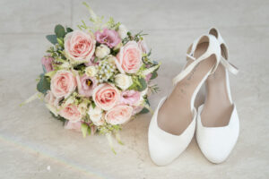 Hochzeitsfotograf Wiener Neustadt, Baden bei Wien & Umgebung Ich bin Ihr Hochzeitsfotograf in Wiener Neustadt, Baden bei Wien und der Umgebung. Mit viel Erfahrung und Liebe zum Detail halte ich die schönsten Momente Ihrer Hochzeit in authentischen, emotionalen Fotos fest. Zusätzlich können Sie im Raum Wiener Neustadt, Baden bei Wien und Umgebung eine Fotobox für Ihre Feier mieten – für noch mehr Spaß und unvergessliche Erinnerungen. Vertrauen Sie auf meine Expertise, um Ihre Hochzeitsbilder perfekt in Szene zu setzen.