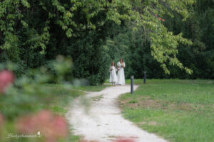 Hochzeitsfotograf Wiener Neustadt, Baden bei Wien & Umgebung Ich bin Ihr Hochzeitsfotograf in Wiener Neustadt, Baden bei Wien und der Umgebung. Mit viel Erfahrung und Liebe zum Detail halte ich die schönsten Momente Ihrer Hochzeit in authentischen, emotionalen Fotos fest. Zusätzlich können Sie im Raum Wiener Neustadt, Baden bei Wien und Umgebung eine Fotobox für Ihre Feier mieten – für noch mehr Spaß und unvergessliche Erinnerungen. Vertrauen Sie auf meine Expertise, um Ihre Hochzeitsbilder perfekt in Szene zu setzen.