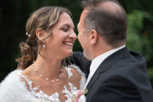 Hochzeitsfotograf Wiener Neustadt, Baden bei Wien & Umgebung Ich bin Ihr Hochzeitsfotograf in Wiener Neustadt, Baden bei Wien und der Umgebung. Mit viel Erfahrung und Liebe zum Detail halte ich die schönsten Momente Ihrer Hochzeit in authentischen, emotionalen Fotos fest. Zusätzlich können Sie im Raum Wiener Neustadt, Baden bei Wien und Umgebung eine Fotobox für Ihre Feier mieten – für noch mehr Spaß und unvergessliche Erinnerungen. Vertrauen Sie auf meine Expertise, um Ihre Hochzeitsbilder perfekt in Szene zu setzen.