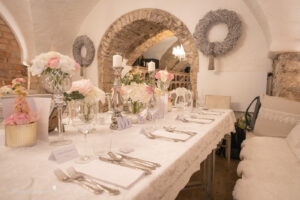 Hochzeitsfotograf im Burgenland, Eisenstadt & Neusiedlersee Ich bin Ihr Hochzeitsfotograf im Burgenland, rund um Eisenstadt und am Neusiedlersee. Mit viel Erfahrung und Liebe zum Detail halte ich die emotionalsten Momente Ihrer Hochzeit in authentischen Bildern fest. Als spezialisierter Hochzeitsfotograf am Wasser fange ich die natürliche Schönheit und Romantik Ihres großen Tages in einzigartigen Aufnahmen ein. Vertrauen Sie auf meine Expertise, um Ihre besonderen Erinnerungen perfekt festzuhalten.