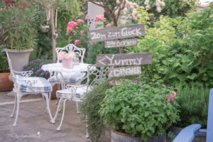 Hochzeitsfotograf im Burgenland, Eisenstadt & Neusiedlersee Ich bin Ihr Hochzeitsfotograf im Burgenland, rund um Eisenstadt und am Neusiedlersee. Mit viel Erfahrung und Liebe zum Detail halte ich die emotionalsten Momente Ihrer Hochzeit in authentischen Bildern fest. Als spezialisierter Hochzeitsfotograf am Wasser fange ich die natürliche Schönheit und Romantik Ihres großen Tages in einzigartigen Aufnahmen ein. Vertrauen Sie auf meine Expertise, um Ihre besonderen Erinnerungen perfekt festzuhalten.