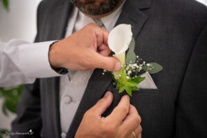 Hochzeitsfotograf Wien, Baden bei Wien & Mödling Als erfahrener Hochzeitsfotograf in Wien, Baden bei Wien, Mödling und Umgebung fange ich die schönsten Momente Ihrer Hochzeit mit authentischen, emotionalen Bildern ein. Mit viel Liebe zum Detail halte ich Ihre unvergesslichen Erinnerungen fest. Zusätzlich biete ich die Möglichkeit, eine Fotobox im Raum Wien günstig zu mieten – für noch mehr Spaß und unvergessliche Erinnerungen an Ihrem großen Tag.