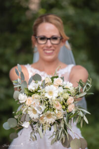 Hochzeitsfotograf Wien, Baden bei Wien & Mödling Als erfahrener Hochzeitsfotograf in Wien, Baden bei Wien, Mödling und Umgebung fange ich die schönsten Momente Ihrer Hochzeit mit authentischen, emotionalen Bildern ein. Mit viel Liebe zum Detail halte ich Ihre unvergesslichen Erinnerungen fest. Zusätzlich biete ich die Möglichkeit, eine Fotobox im Raum Wien günstig zu mieten – für noch mehr Spaß und unvergessliche Erinnerungen an Ihrem großen Tag.