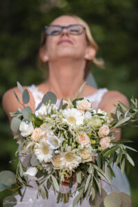 Hochzeitsfotograf Wien, Baden bei Wien & Mödling Als erfahrener Hochzeitsfotograf in Wien, Baden bei Wien, Mödling und Umgebung fange ich die schönsten Momente Ihrer Hochzeit mit authentischen, emotionalen Bildern ein. Mit viel Liebe zum Detail halte ich Ihre unvergesslichen Erinnerungen fest. Zusätzlich biete ich die Möglichkeit, eine Fotobox im Raum Wien günstig zu mieten – für noch mehr Spaß und unvergessliche Erinnerungen an Ihrem großen Tag.