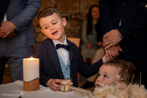 Hochzeitsfotografin in der Nähe von Baden, Wiener Neustadt und Wien – Unvergessliche Erinnerungen festhalten Sucht ihr eine talentierte Hochzeitsfotografin in der Nähe von Baden? Oder vielleicht eine Hochzeitsfotografin in der Umgebung von Wiener Neustadt und Wien? Dann seid ihr hier genau richtig! Ich biete professionelle Hochzeitsfotografie, die eure besonderen Momente in authentischen und lebendigen Bildern festhält. Als erfahrene Hochzeitsfotografin im Bezirk Mödling und darüber hinaus, verstehe ich, wie wichtig es ist, die Emotionen und einzigartigen Augenblicke eurer Hochzeit einzufangen. Egal, ob ihr eine romantische Feier in Baden, eine traumhafte Hochzeit in Wiener Neustadt oder eine elegante Zeremonie in Wien plant – ich bin bereit, eure Geschichte mit meiner Kamera zu erzählen. Bucht jetzt eure Hochzeitsfotografin in der Nähe von Baden, Wiener Neustadt oder im Bezirk Mödling und sichert euch unvergessliche Erinnerungen für die Ewigkeit. Kontaktiert mich für ein unverbindliches Angebot und lasst uns gemeinsam eure Traumhochzeit festhalten!