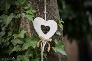 Hochzeitsfotograf Wien, Baden bei Wien & Mödling Als erfahrener Hochzeitsfotograf in Wien, Baden bei Wien, Mödling und Umgebung fange ich die schönsten Momente Ihrer Hochzeit mit authentischen, emotionalen Bildern ein. Mit viel Liebe zum Detail halte ich Ihre unvergesslichen Erinnerungen fest. Zusätzlich biete ich die Möglichkeit, eine Fotobox im Raum Wien günstig zu mieten – für noch mehr Spaß und unvergessliche Erinnerungen an Ihrem großen Tag.
