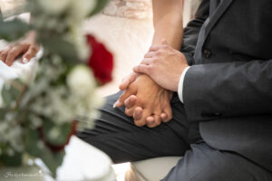 Hochzeitsfotograf Wien, Baden bei Wien & Mödling Als erfahrener Hochzeitsfotograf in Wien, Baden bei Wien, Mödling und Umgebung fange ich die schönsten Momente Ihrer Hochzeit mit authentischen, emotionalen Bildern ein. Mit viel Liebe zum Detail halte ich Ihre unvergesslichen Erinnerungen fest. Zusätzlich biete ich die Möglichkeit, eine Fotobox im Raum Wien günstig zu mieten – für noch mehr Spaß und unvergessliche Erinnerungen an Ihrem großen Tag.