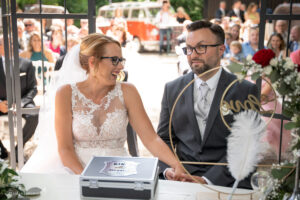 Hochzeitsfotograf Wien, Baden bei Wien & Mödling Als erfahrener Hochzeitsfotograf in Wien, Baden bei Wien, Mödling und Umgebung fange ich die schönsten Momente Ihrer Hochzeit mit authentischen, emotionalen Bildern ein. Mit viel Liebe zum Detail halte ich Ihre unvergesslichen Erinnerungen fest. Zusätzlich biete ich die Möglichkeit, eine Fotobox im Raum Wien günstig zu mieten – für noch mehr Spaß und unvergessliche Erinnerungen an Ihrem großen Tag.