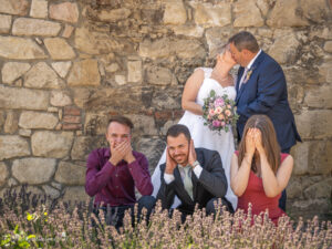 Hochzeitsfotograf Wiener Neustadt, Hochzeitsfotograf Baden bei Wien, Hochzeitsfotograf Wien, Gasthaus Ziegelwerk, Wimpassing an der Leitha Hochzeitsfotograf im Burgenland, Eisenstadt & Umgebung Ich bin Ihr Hochzeitsfotograf für das Burgenland, Eisenstadt, Baden bei Wien sowie den Bezirk Neunkirchen und Wiener Neustadt. Mit viel Erfahrung und Liebe zum Detail halte ich die schönsten Momente Ihrer Hochzeit in authentischen und emotionalen Fotos fest. Vertrauen Sie auf meine Expertise, um Ihre unvergesslichen Erinnerungen in einzigartigen Bildern zu verewigen – ganz nach Ihren Vorstellungen.