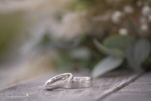 Hochzeitsfotograf Wiener Neustadt, Hochzeitsfotograf Baden bei Wien, Hochzeitsfotograf Wien, Gasthaus Ziegelwerk, Wimpassing an der Leitha Hochzeitsfotograf im Burgenland, Eisenstadt & Umgebung Ich bin Ihr Hochzeitsfotograf für das Burgenland, Eisenstadt, Baden bei Wien sowie den Bezirk Neunkirchen und Wiener Neustadt. Mit viel Erfahrung und Liebe zum Detail halte ich die schönsten Momente Ihrer Hochzeit in authentischen und emotionalen Fotos fest. Vertrauen Sie auf meine Expertise, um Ihre unvergesslichen Erinnerungen in einzigartigen Bildern zu verewigen – ganz nach Ihren Vorstellungen.