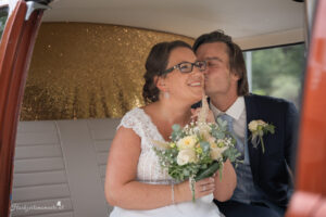 Hochzeitsfotograf Wiener Neustadt, Hochzeitsfotograf Baden bei Wien, Hochzeitsfotograf Wien, Gasthaus Ziegelwerk, Wimpassing an der Leitha Hochzeitsfotograf im Burgenland, Eisenstadt & Umgebung Ich bin Ihr Hochzeitsfotograf für das Burgenland, Eisenstadt, Baden bei Wien sowie den Bezirk Neunkirchen und Wiener Neustadt. Mit viel Erfahrung und Liebe zum Detail halte ich die schönsten Momente Ihrer Hochzeit in authentischen und emotionalen Fotos fest. Vertrauen Sie auf meine Expertise, um Ihre unvergesslichen Erinnerungen in einzigartigen Bildern zu verewigen – ganz nach Ihren Vorstellungen.