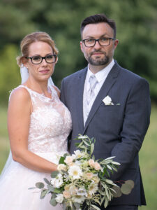 Hochzeitsfotograf Wien, Baden bei Wien & Mödling Als erfahrener Hochzeitsfotograf in Wien, Baden bei Wien, Mödling und Umgebung fange ich die schönsten Momente Ihrer Hochzeit mit authentischen, emotionalen Bildern ein. Mit viel Liebe zum Detail halte ich Ihre unvergesslichen Erinnerungen fest. Zusätzlich biete ich die Möglichkeit, eine Fotobox im Raum Wien günstig zu mieten – für noch mehr Spaß und unvergessliche Erinnerungen an Ihrem großen Tag.