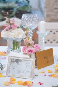 Hochzeitsfotograf im Burgenland, Eisenstadt & Neusiedlersee Ich bin Ihr Hochzeitsfotograf im Burgenland, rund um Eisenstadt und am Neusiedlersee. Mit viel Erfahrung und Liebe zum Detail halte ich die emotionalsten Momente Ihrer Hochzeit in authentischen Bildern fest. Als spezialisierter Hochzeitsfotograf am Wasser fange ich die natürliche Schönheit und Romantik Ihres großen Tages in einzigartigen Aufnahmen ein. Vertrauen Sie auf meine Expertise, um Ihre besonderen Erinnerungen perfekt festzuhalten.