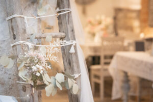 Hochzeitsfotograf im Burgenland, Eisenstadt & Neusiedlersee Ich bin Ihr Hochzeitsfotograf im Burgenland, rund um Eisenstadt und am Neusiedlersee. Mit viel Erfahrung und Liebe zum Detail halte ich die emotionalsten Momente Ihrer Hochzeit in authentischen Bildern fest. Als spezialisierter Hochzeitsfotograf am Wasser fange ich die natürliche Schönheit und Romantik Ihres großen Tages in einzigartigen Aufnahmen ein. Vertrauen Sie auf meine Expertise, um Ihre besonderen Erinnerungen perfekt festzuhalten.