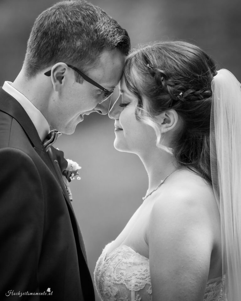 Hochzeitsfotograf Mödling, Baden bei Wien & Umgebung Als erfahrener Hochzeitsfotograf in Mödling, Baden bei Wien und Umgebung fange ich die schönsten Momente Ihres großen Tages in authentischen, emotionalen Bildern ein. Mit viel Liebe zum Detail und einem sicheren Auge für besondere Augenblicke, halte ich die unvergesslichen Erinnerungen an Ihre Hochzeit fest – ganz nach Ihren Wünschen und mit viel Herz. Vertrauen Sie auf meine jahrelange Erfahrung und lassen Sie sich von meinen Hochzeitsfotos verzaubern! Hochzeitsfotograf Wiener Neustadt, Hochzeitsfotograf Baden bei Wien, Hochzeitsfotograf Wien, Kursalon Mödling