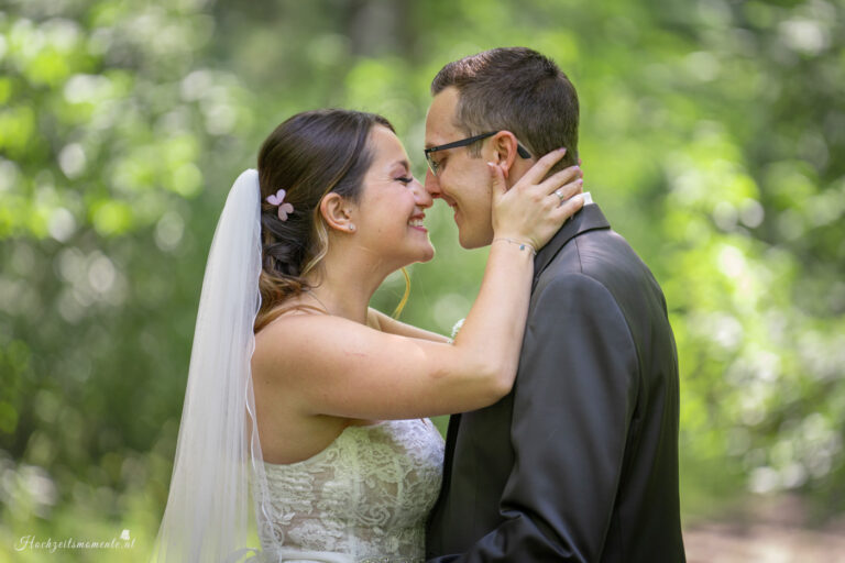 Hochzeitsfotograf Mödling, Baden bei Wien & Umgebung Als erfahrener Hochzeitsfotograf in Mödling, Baden bei Wien und Umgebung fange ich die schönsten Momente Ihres großen Tages in authentischen, emotionalen Bildern ein. Mit viel Liebe zum Detail und einem sicheren Auge für besondere Augenblicke, halte ich die unvergesslichen Erinnerungen an Ihre Hochzeit fest – ganz nach Ihren Wünschen und mit viel Herz. Vertrauen Sie auf meine jahrelange Erfahrung und lassen Sie sich von meinen Hochzeitsfotos verzaubern! Hochzeitsfotograf Wiener Neustadt, Hochzeitsfotograf Baden bei Wien, Hochzeitsfotograf Wien, Kursalon Mödling