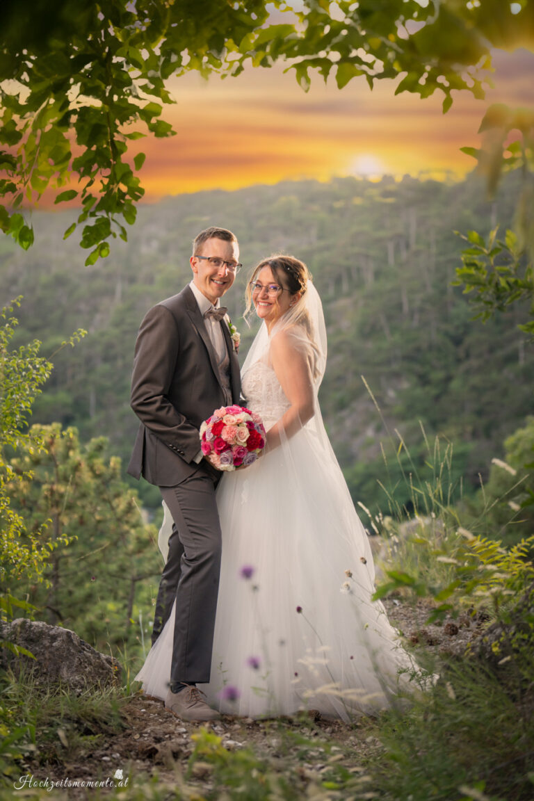 Hochzeitsfotograf Mödling, Baden bei Wien & Umgebung Als erfahrener Hochzeitsfotograf in Mödling, Baden bei Wien und Umgebung fange ich die schönsten Momente Ihres großen Tages in authentischen, emotionalen Bildern ein. Mit viel Liebe zum Detail und einem sicheren Auge für besondere Augenblicke, halte ich die unvergesslichen Erinnerungen an Ihre Hochzeit fest – ganz nach Ihren Wünschen und mit viel Herz. Vertrauen Sie auf meine jahrelange Erfahrung und lassen Sie sich von meinen Hochzeitsfotos verzaubern! Hochzeitsfotograf Wiener Neustadt, Hochzeitsfotograf Baden bei Wien, Hochzeitsfotograf Wien, Kursalon Mödling