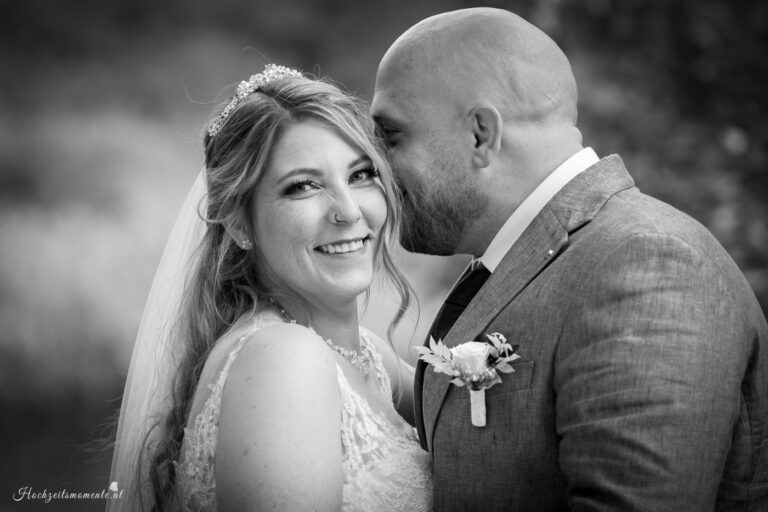 Hochzeitsfotograf Wien, Baden bei Wien & Mödling Als erfahrener Hochzeitsfotograf in Wien, Baden bei Wien, Mödling und Umgebung fange ich die schönsten Momente Ihrer Hochzeit mit authentischen, emotionalen Bildern ein. Mit viel Liebe zum Detail halte ich Ihre unvergesslichen Erinnerungen fest. Zusätzlich biete ich die Möglichkeit, eine Fotobox im Raum Wien günstig zu mieten – für noch mehr Spaß und unvergessliche Erinnerungen an Ihrem großen Tag.