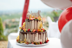 Hochzeitsfotograf Mödling, Baden bei Wien & Umgebung Als erfahrener Hochzeitsfotograf in Mödling, Baden bei Wien und Umgebung fange ich die schönsten Momente Ihres großen Tages in authentischen, emotionalen Bildern ein. Mit viel Liebe zum Detail und einem sicheren Auge für besondere Augenblicke, halte ich die unvergesslichen Erinnerungen an Ihre Hochzeit fest – ganz nach Ihren Wünschen und mit viel Herz. Vertrauen Sie auf meine jahrelange Erfahrung und lassen Sie sich von meinen Hochzeitsfotos verzaubern!