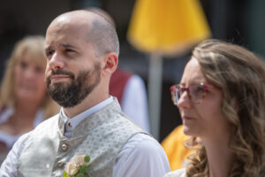 Hochzeitsfotograf Wien, Baden bei Wien & Mödling Als erfahrener Hochzeitsfotograf in Wien, Baden bei Wien, Mödling und Umgebung fange ich die schönsten Momente Ihrer Hochzeit mit authentischen, emotionalen Bildern ein. Mit viel Liebe zum Detail halte ich Ihre unvergesslichen Erinnerungen fest. Zusätzlich biete ich die Möglichkeit, eine Fotobox im Raum Wien günstig zu mieten – für noch mehr Spaß und unvergessliche Erinnerungen an Ihrem großen Tag.