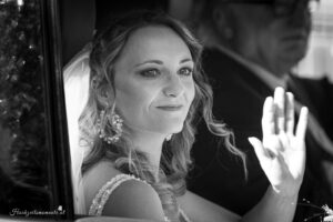 Hochzeitsfotograf Wien, Baden bei Wien & Mödling Als erfahrener Hochzeitsfotograf in Wien, Baden bei Wien, Mödling und Umgebung fange ich die schönsten Momente Ihrer Hochzeit mit authentischen, emotionalen Bildern ein. Mit viel Liebe zum Detail halte ich Ihre unvergesslichen Erinnerungen fest. Zusätzlich biete ich die Möglichkeit, eine Fotobox im Raum Wien günstig zu mieten – für noch mehr Spaß und unvergessliche Erinnerungen an Ihrem großen Tag.