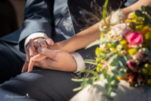 Hochzeitsfotograf Wien, Baden bei Wien & Mödling Als erfahrener Hochzeitsfotograf in Wien, Baden bei Wien, Mödling und Umgebung fange ich die schönsten Momente Ihrer Hochzeit mit authentischen, emotionalen Bildern ein. Mit viel Liebe zum Detail halte ich Ihre unvergesslichen Erinnerungen fest. Zusätzlich biete ich die Möglichkeit, eine Fotobox im Raum Wien günstig zu mieten – für noch mehr Spaß und unvergessliche Erinnerungen an Ihrem großen Tag.