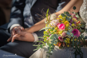 Hochzeitsfotograf Wien, Baden bei Wien & Mödling Als erfahrener Hochzeitsfotograf in Wien, Baden bei Wien, Mödling und Umgebung fange ich die schönsten Momente Ihrer Hochzeit mit authentischen, emotionalen Bildern ein. Mit viel Liebe zum Detail halte ich Ihre unvergesslichen Erinnerungen fest. Zusätzlich biete ich die Möglichkeit, eine Fotobox im Raum Wien günstig zu mieten – für noch mehr Spaß und unvergessliche Erinnerungen an Ihrem großen Tag.
