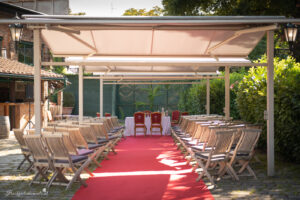 Hochzeitsfotograf Wien, Baden bei Wien & Mödling Als erfahrener Hochzeitsfotograf in Wien, Baden bei Wien, Mödling und Umgebung fange ich die schönsten Momente Ihrer Hochzeit mit authentischen, emotionalen Bildern ein. Mit viel Liebe zum Detail halte ich Ihre unvergesslichen Erinnerungen fest. Zusätzlich biete ich die Möglichkeit, eine Fotobox im Raum Wien günstig zu mieten – für noch mehr Spaß und unvergessliche Erinnerungen an Ihrem großen Tag.