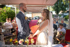 Hochzeitsfotograf Wien, Baden bei Wien & Mödling Als erfahrener Hochzeitsfotograf in Wien, Baden bei Wien, Mödling und Umgebung fange ich die schönsten Momente Ihrer Hochzeit mit authentischen, emotionalen Bildern ein. Mit viel Liebe zum Detail halte ich Ihre unvergesslichen Erinnerungen fest. Zusätzlich biete ich die Möglichkeit, eine Fotobox im Raum Wien günstig zu mieten – für noch mehr Spaß und unvergessliche Erinnerungen an Ihrem großen Tag.