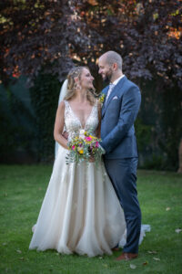 Hochzeitsfotograf Wien, Baden bei Wien & Mödling Als erfahrener Hochzeitsfotograf in Wien, Baden bei Wien, Mödling und Umgebung fange ich die schönsten Momente Ihrer Hochzeit mit authentischen, emotionalen Bildern ein. Mit viel Liebe zum Detail halte ich Ihre unvergesslichen Erinnerungen fest. Zusätzlich biete ich die Möglichkeit, eine Fotobox im Raum Wien günstig zu mieten – für noch mehr Spaß und unvergessliche Erinnerungen an Ihrem großen Tag.